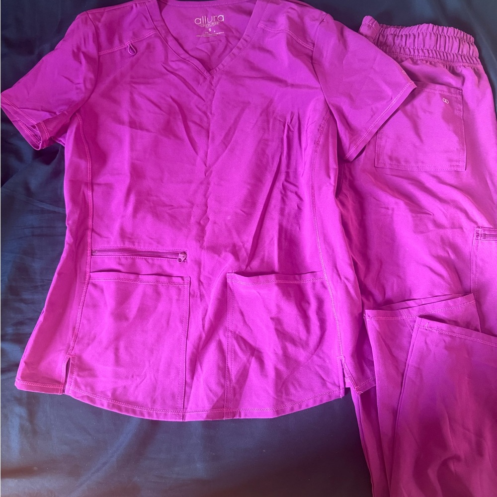 Women's Pink Scrub Set